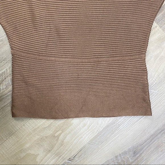 Reiss Bloor Ribbed Off the Shoulder Sweater camel - Picture 4 of 8